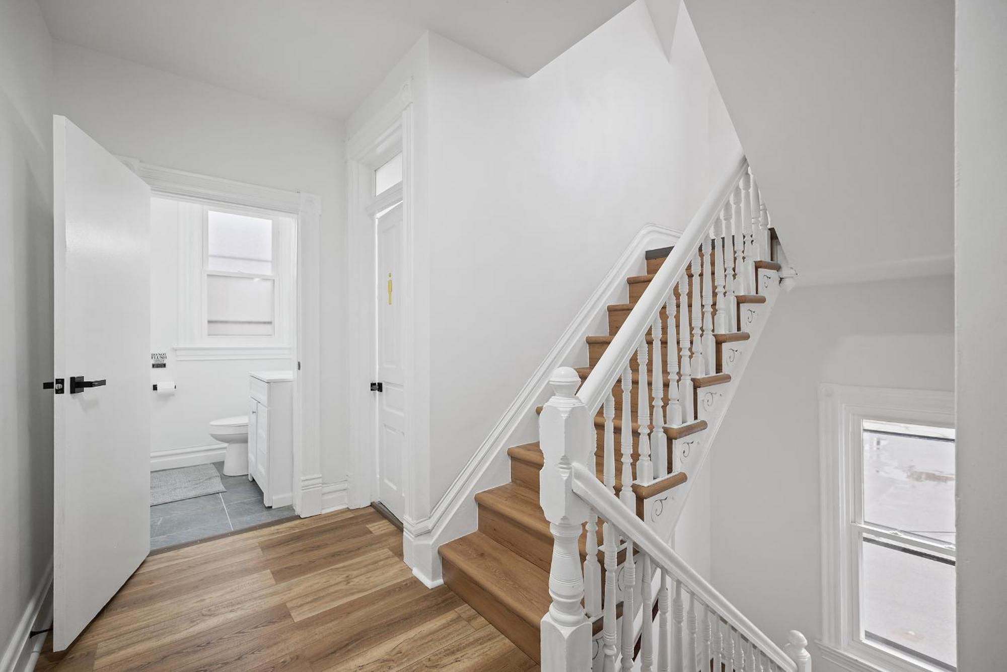 Shadyside, !f Modern And Bright Private Bedroom With Shared Bathroom Pittsburgh